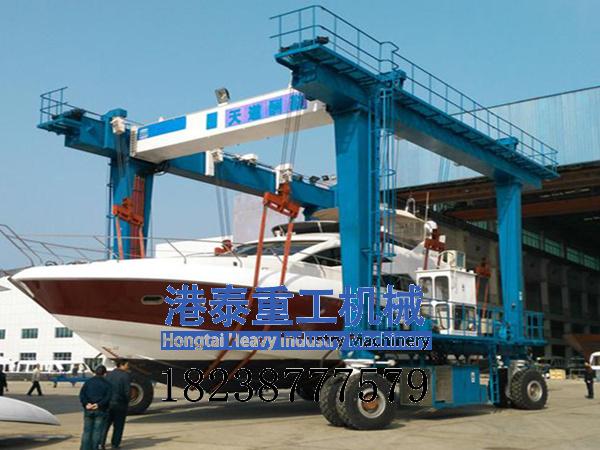 轮胎式游艇搬运机在游艇维保方面的应用