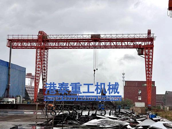 造船龙门吊与普通龙门吊在核心结构上的差异