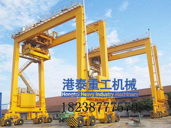 集装箱跨运车和普通跨运车在尺寸上的区别